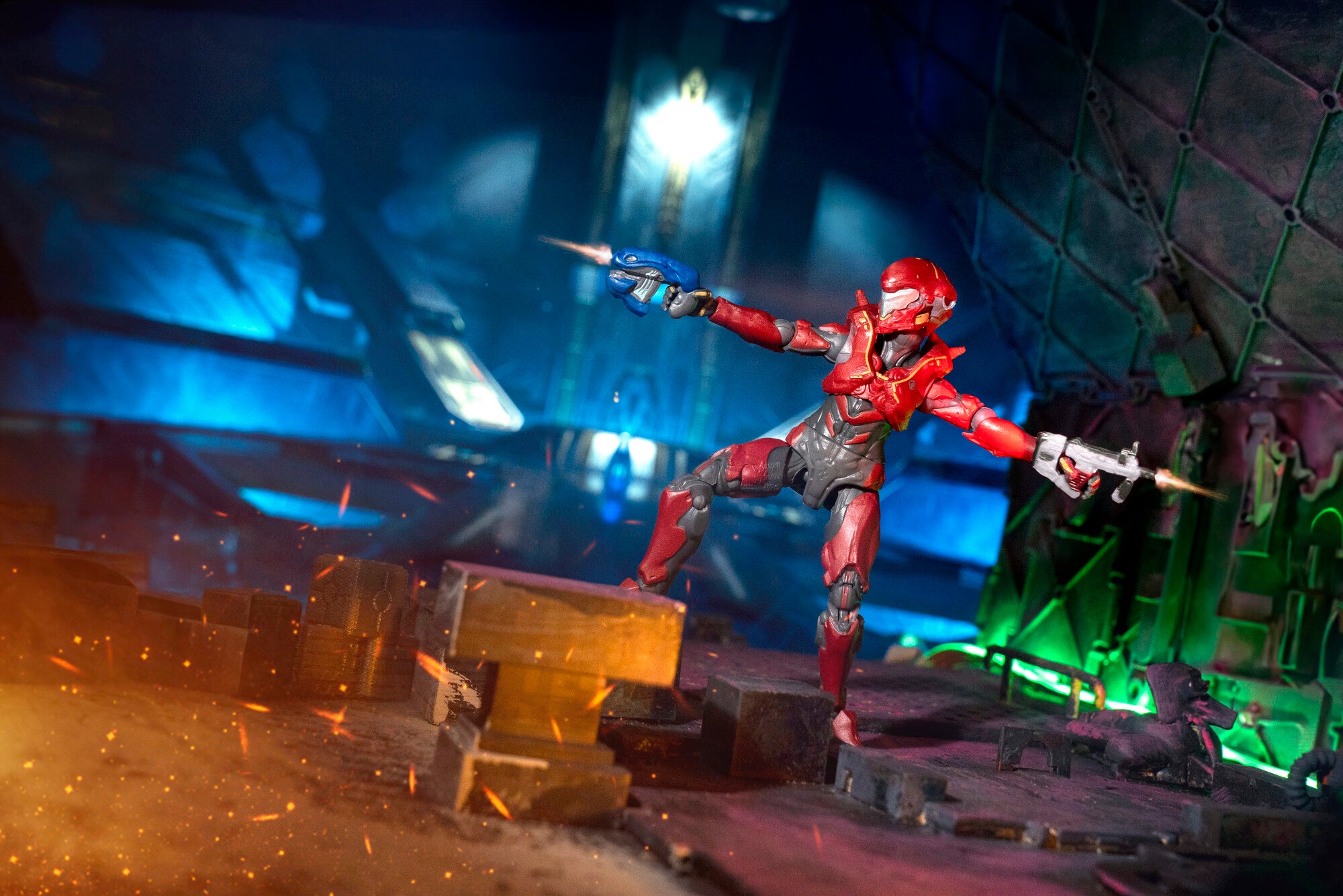Halo Spartan Vale vs. Promethean Soldier - Image 4