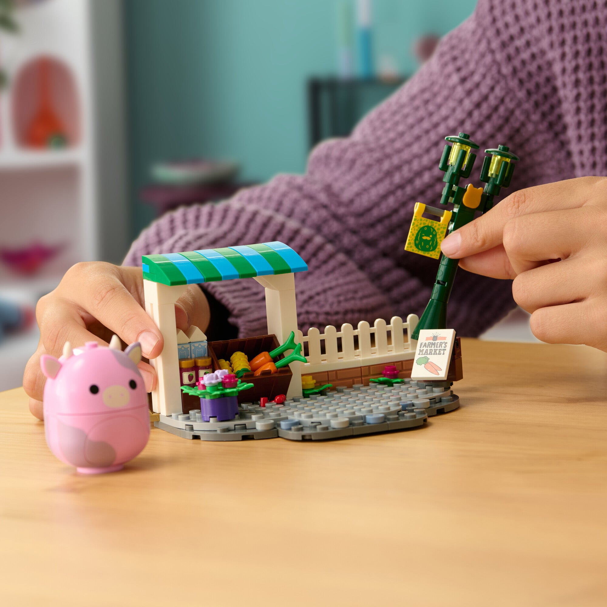 Squishmallows Patty's Farmers Market Building Set - Image 4