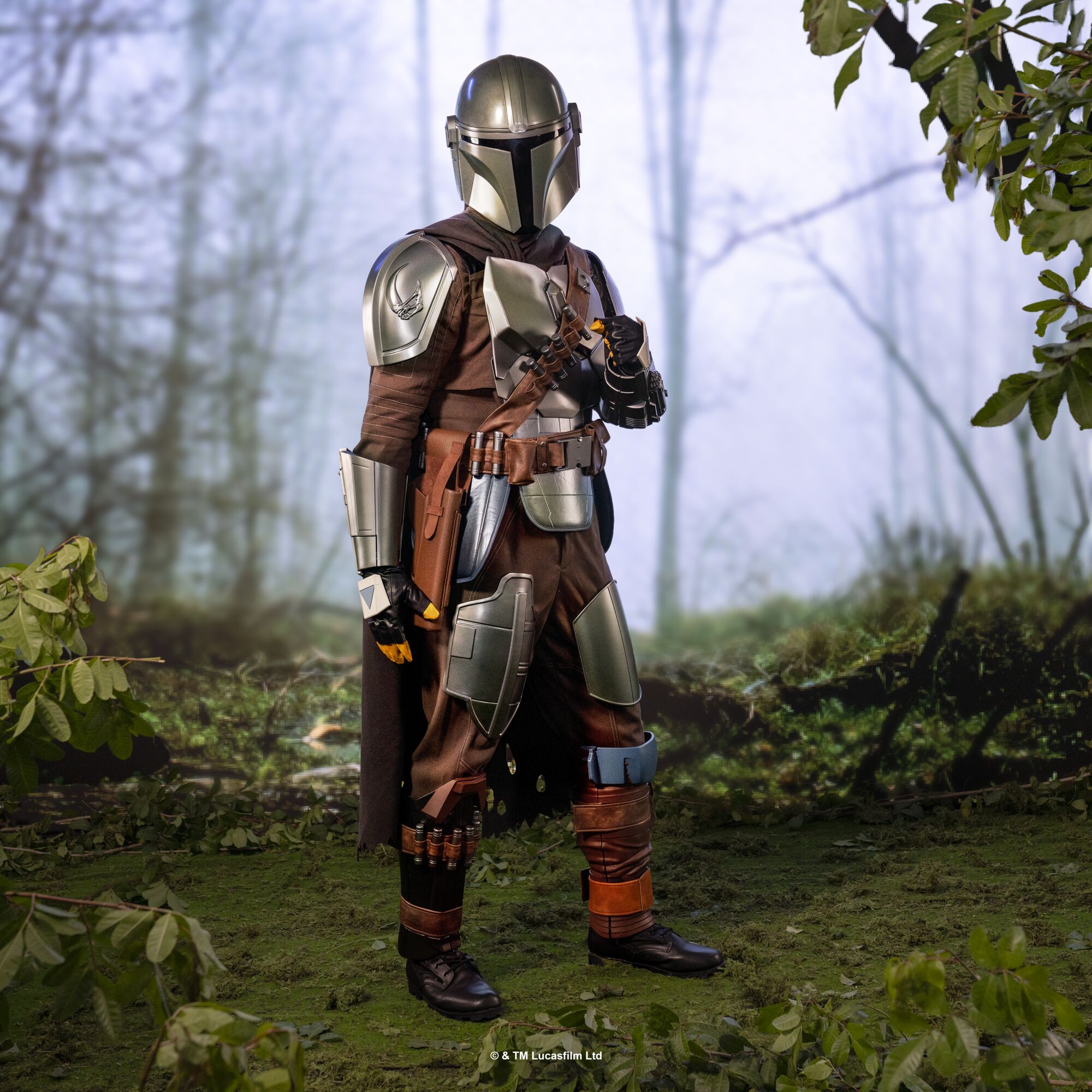 STAR WARS™ Mandalorian Official PRIMALUX™ Costume - Image 2
