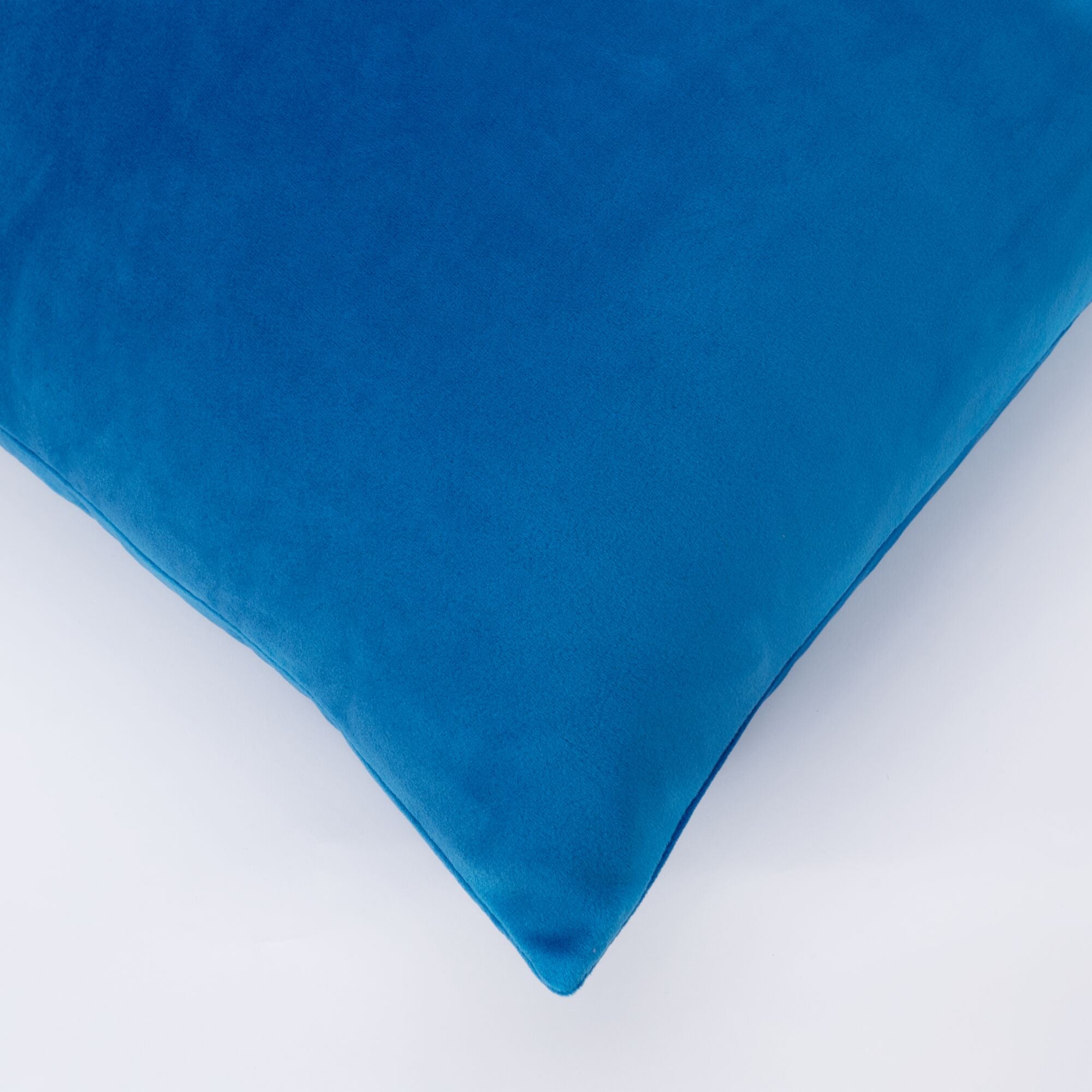 Solid Slumber Navy SquishPillow Pillowcase (Standard) - Image 3