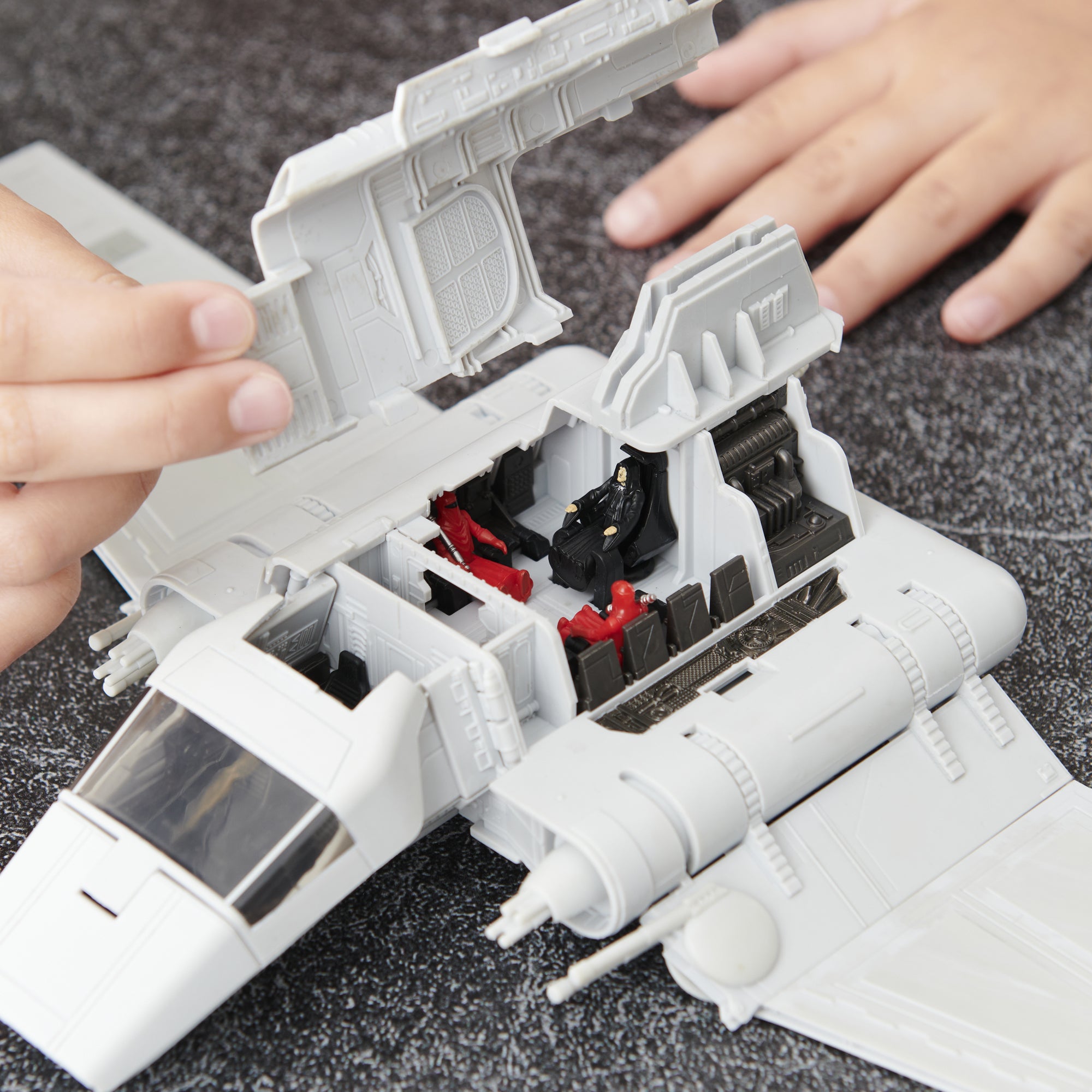 Imperial Shuttle - Image 12