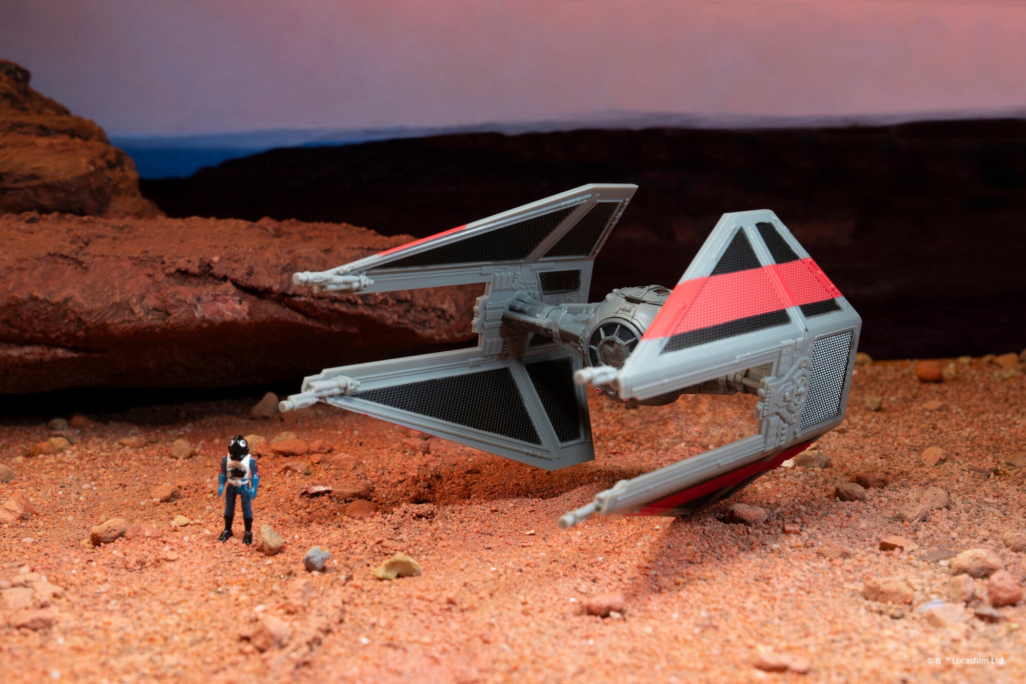STAR WARS™ Micro Galaxy Squadron Light Armor Class Collection (Series 7) - Image 12