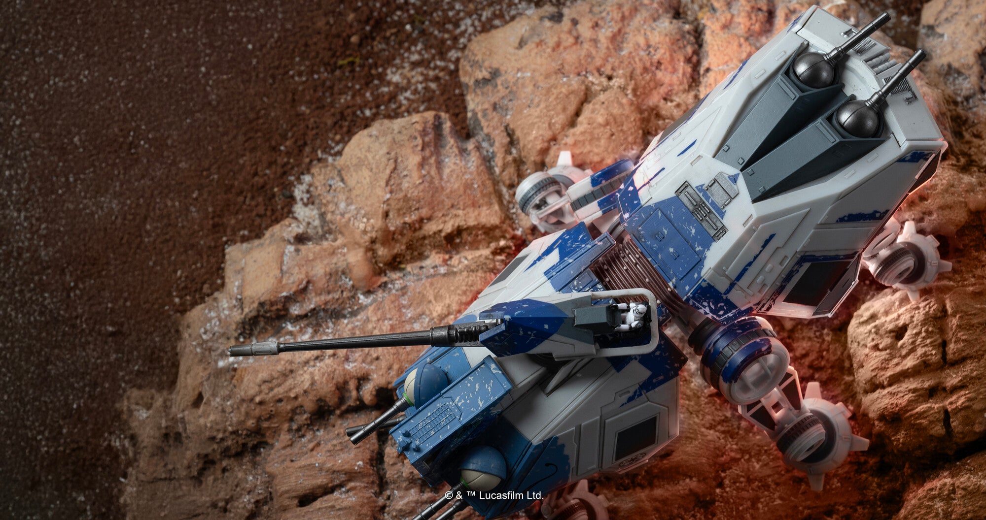 STAR WARS™ Micro Galaxy Squadron AT-TE (104th Battalion) - Image 8