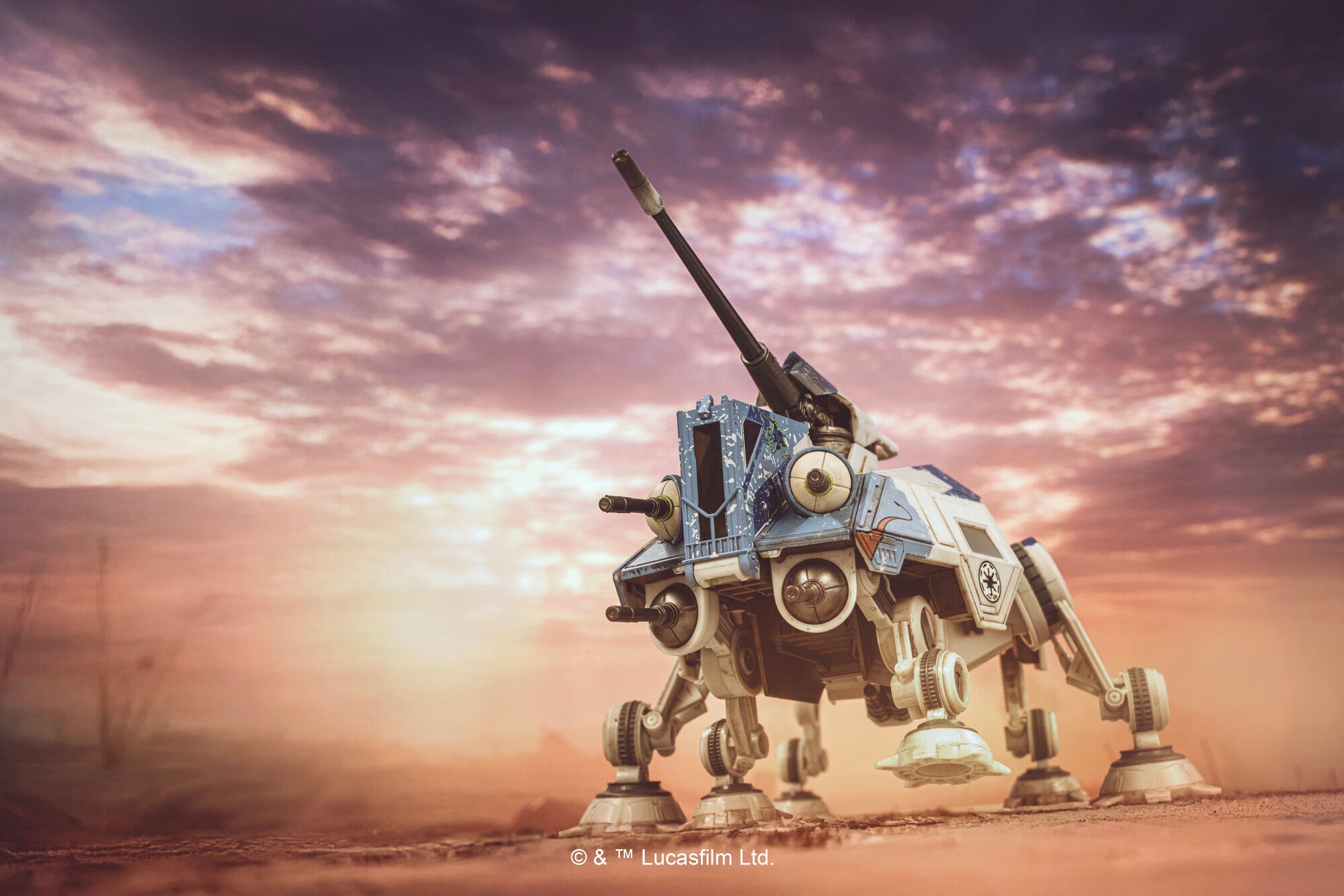 STAR WARS™ Micro Galaxy Squadron AT-TE (104th Battalion) - Image 11