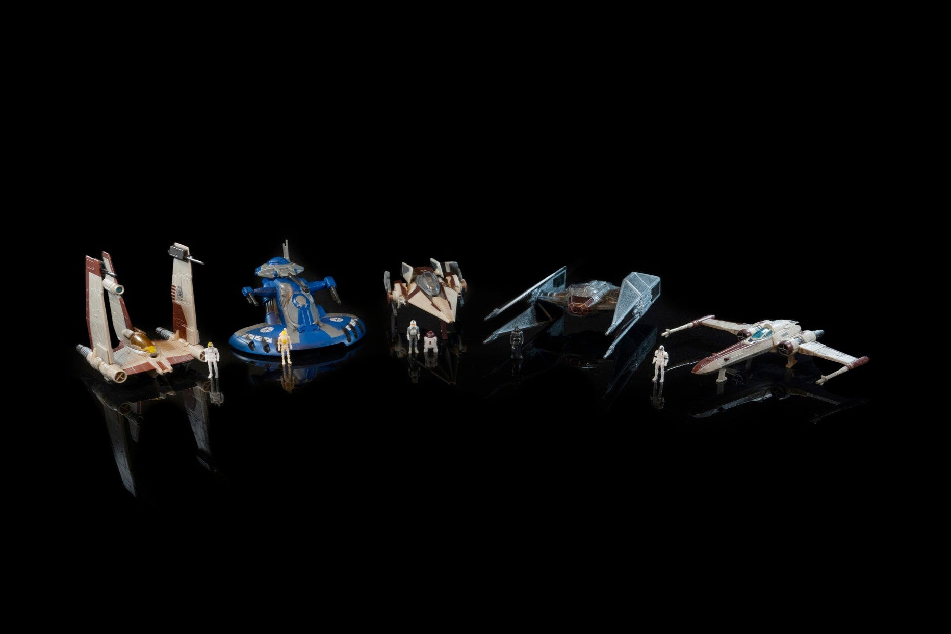 STAR WARS™ Micro Galaxy Squadron Starfighter Class Collection (Series 8) - Image 3