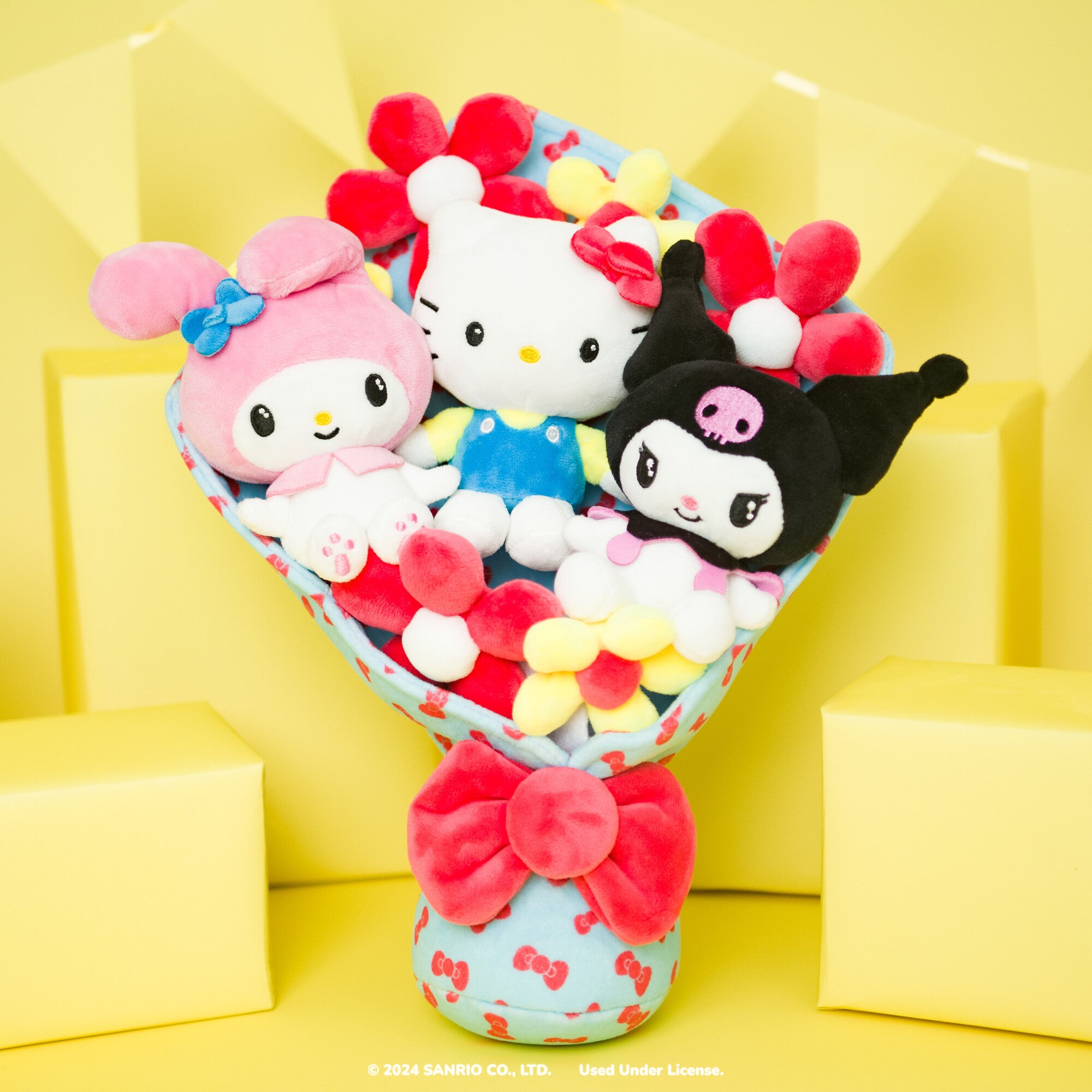Hello Kitty and Friends 12-Inch Plush Celebration Bouquet - Image 4